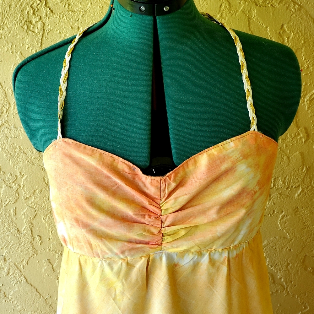 Sundress - Picture 2 of 11